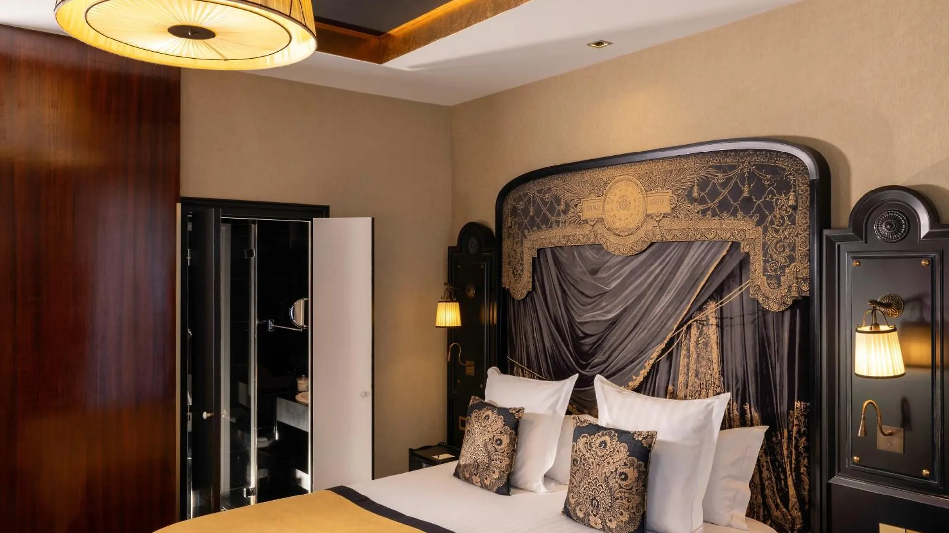 Le Belmont Paris Hotel 4*,