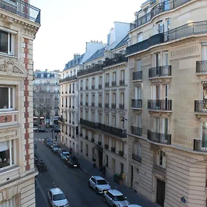 Hotel Bassano, Parigi