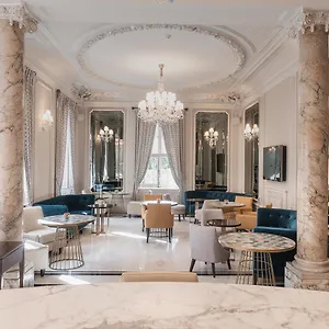 https://villa-genesis.fr-provencehotel.com