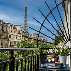 Hotel Le Cercle Tour Eiffel, Parigi