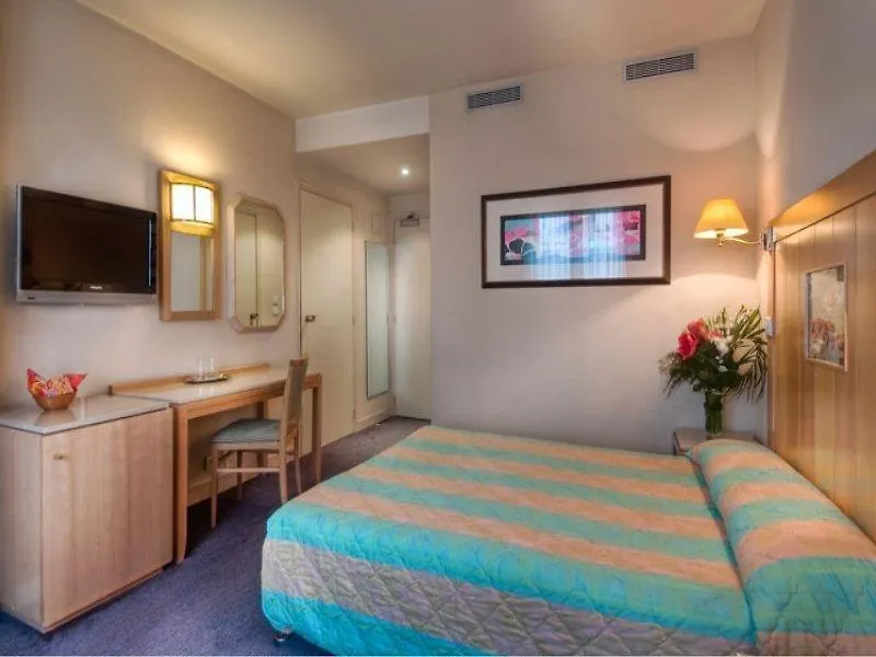Hotel Le Belmont Parigi